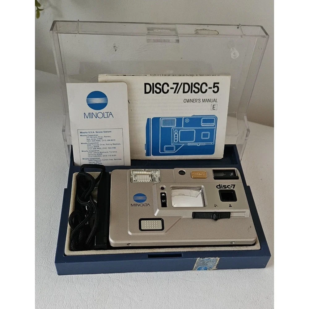 Vintage 1983 Minolta Disc-7 Camera